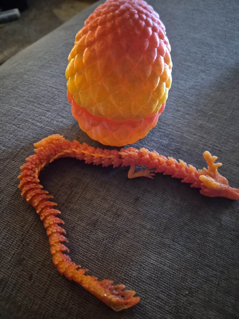 Orange Gradient Dragon Egg Toy Set